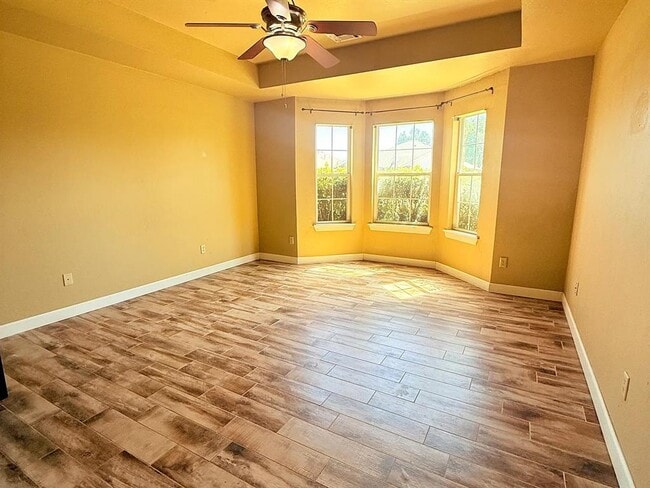 Building Photo - 1801 Brittany Ln