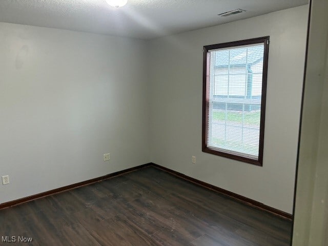 Building Photo - 167 Cedar Ln NE