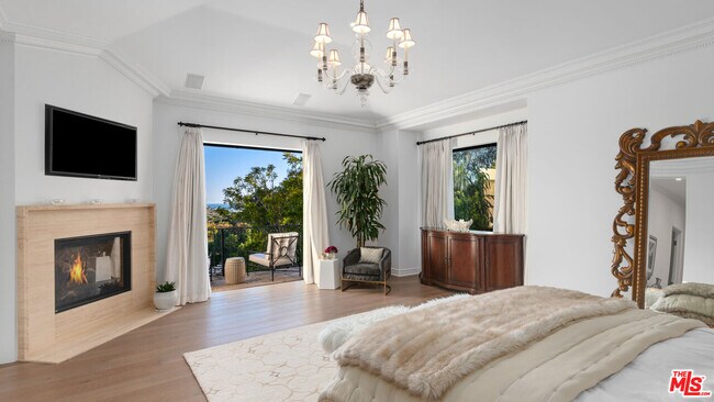 Building Photo - 6110 Merritt Dr