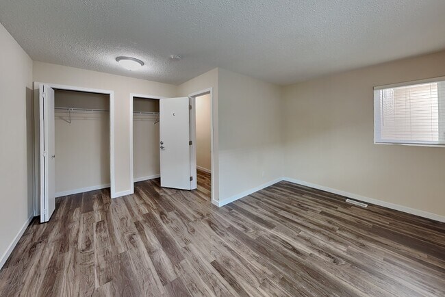 Building Photo - 218 Stanton Ave