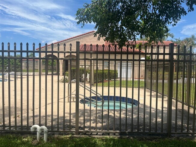 Building Photo - 8710 SW 3rd St