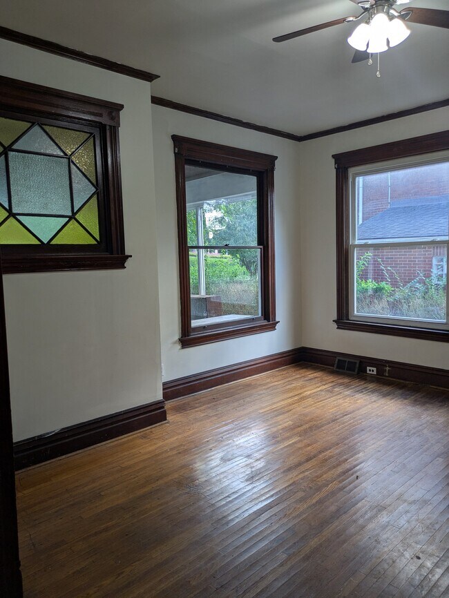 Building Photo - 315 E Swissvale Ave
