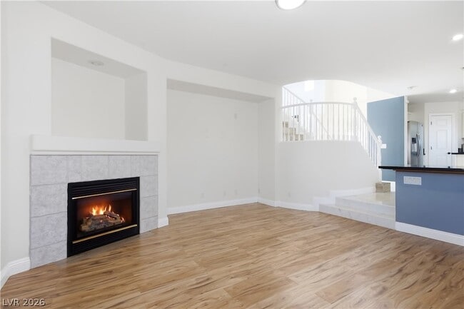 Building Photo - 9983 Canyon Peak Dr