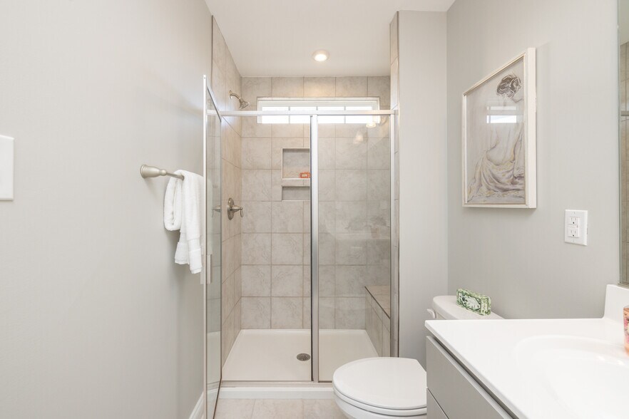 Building Photo - 6418 Cassia Loop