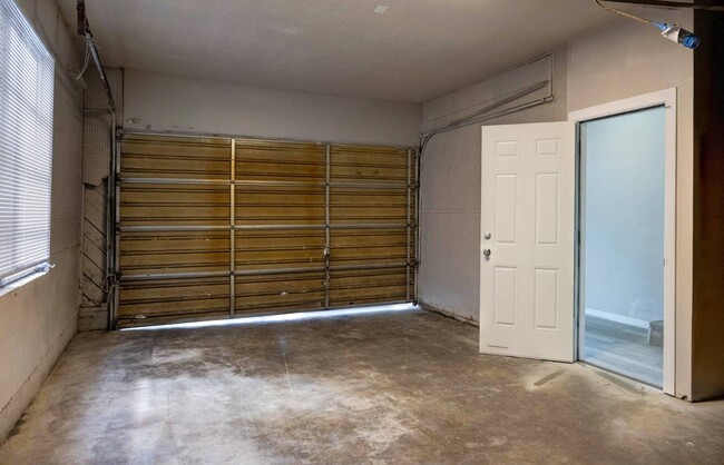 Building Photo - 17125 Rich Jo Cir