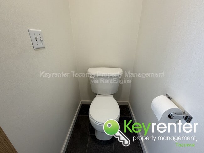 Building Photo - 403 Rudnick Ct NW