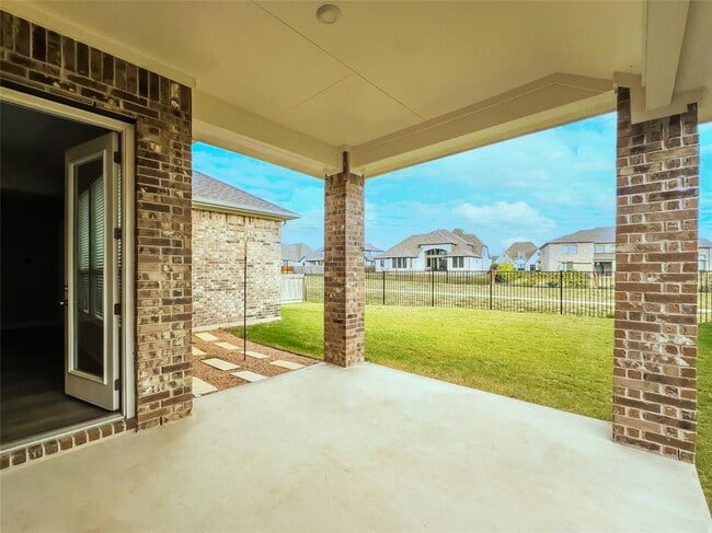 Building Photo - 337 Alicante Ln