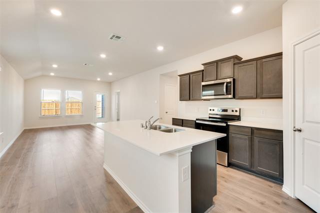 Building Photo - 3307 Watterson Wy