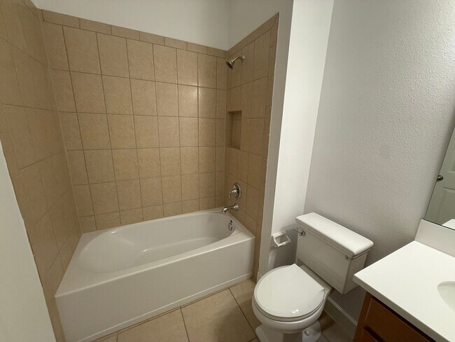 Building Photo - Beautiful Single Family Home in Clermont