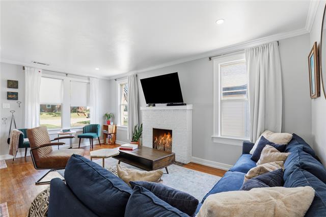 Building Photo - 4121 Pershing Ave