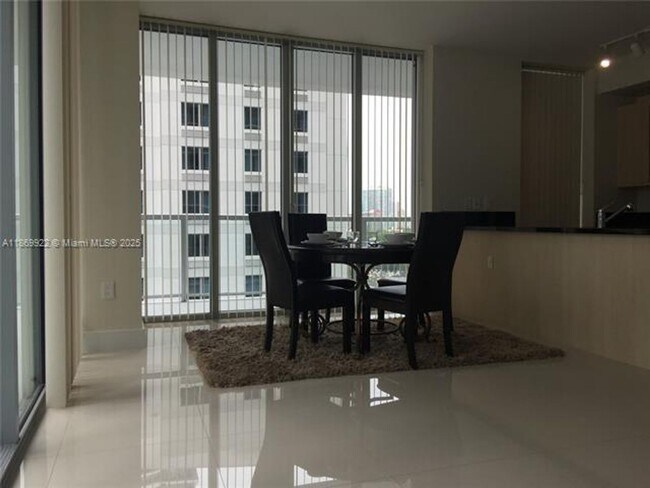 Building Photo - 79 SW 12th St unit 1406-S (A11869922)