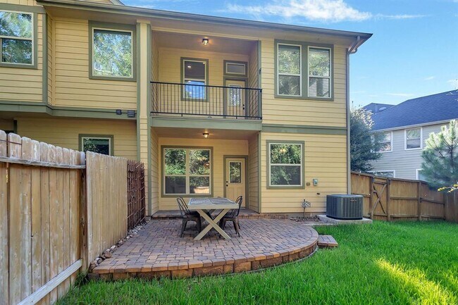 Building Photo - 222 Cheswood Forest Dr