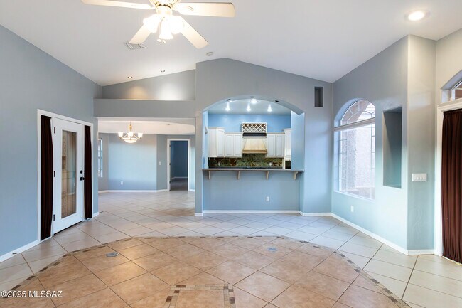 Building Photo - 414 Bury Ct