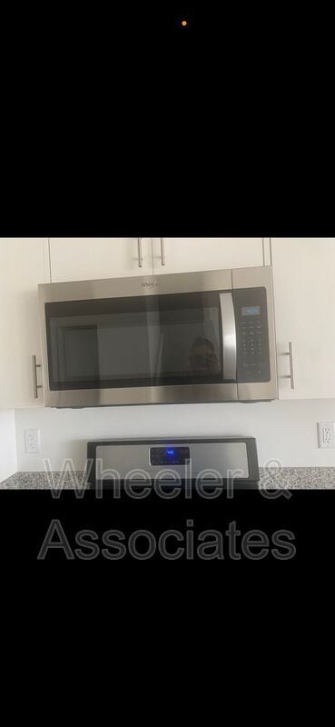 Building Photo - 925 W 1000 N