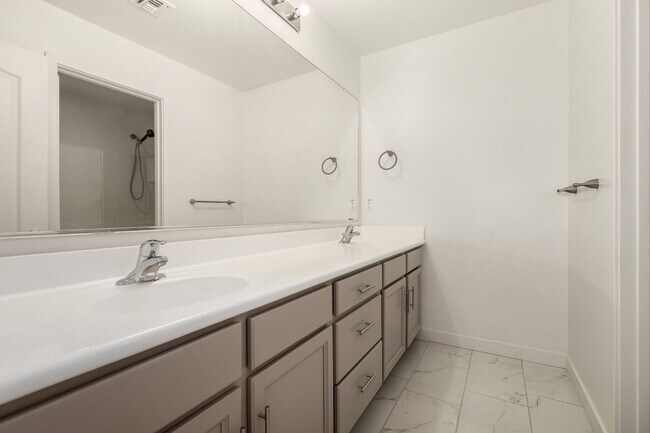 Building Photo - One Of A Kind Home For Rent In Buckeye!