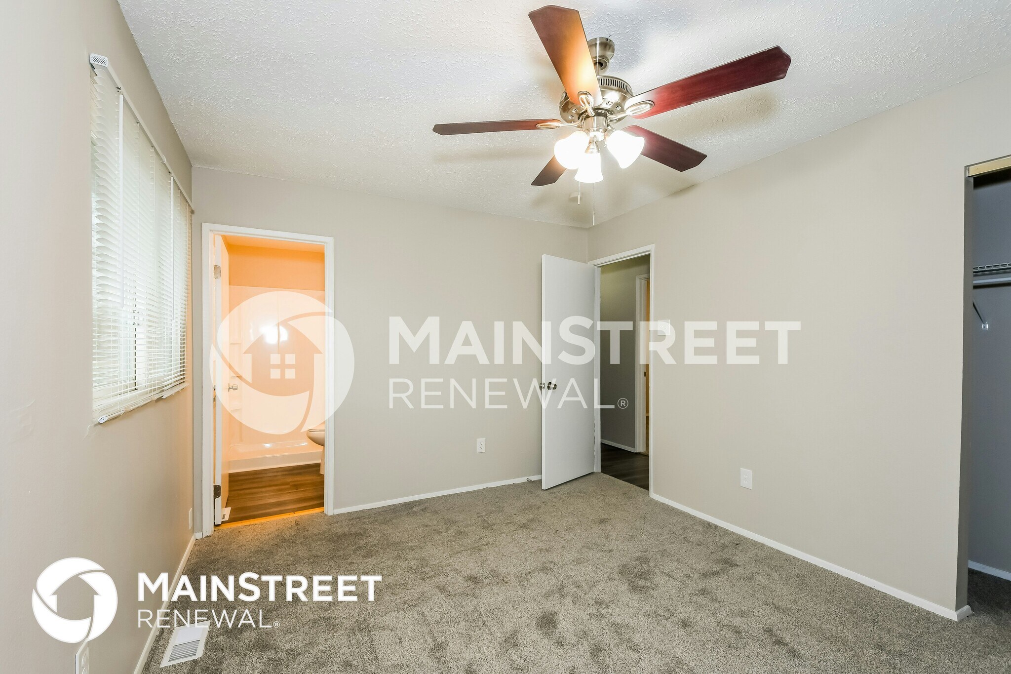 Building Photo - 2316 Kingsford Dr