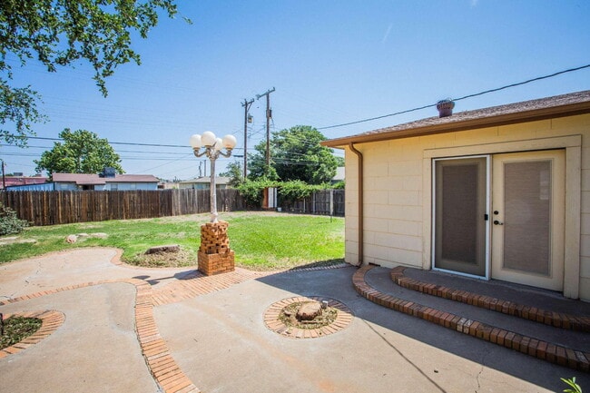 Building Photo - 4508 52nd St