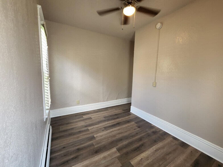 3rd Bedroom - 2717 Aldrich Ave N