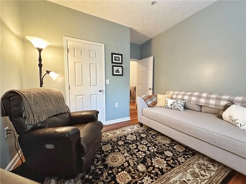 Building Photo - 412 Stockton Rdg