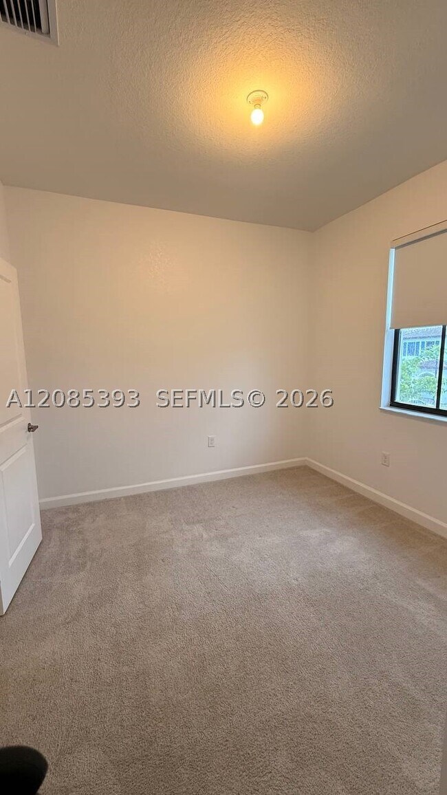 Building Photo - 23424 SW 127th Ave