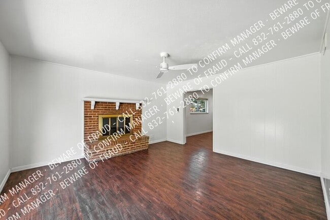 Building Photo - 525 Salem Dr