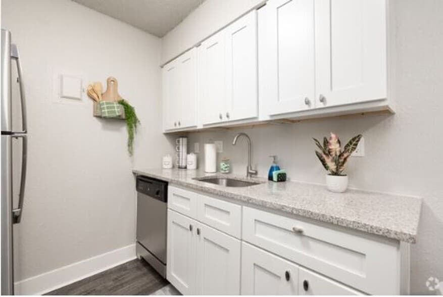Building Photo - Applewood Apartments