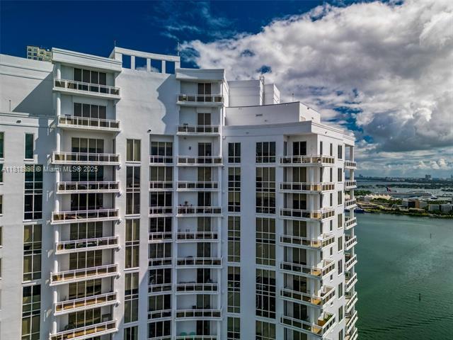 Building Photo - 901 Brickell Key Blvd