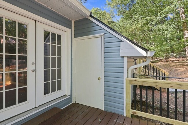 Building Photo - 4011 Arckelton Dr