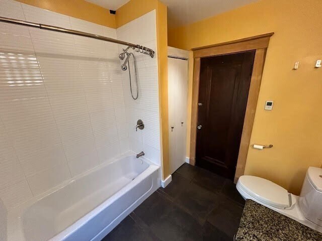 Building Photo - 12 Lawrence Rd