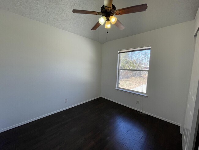 Building Photo - 11815 David Forti Dr