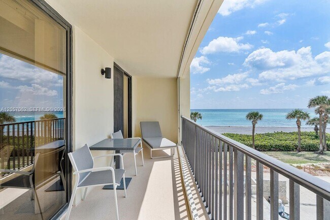 Building Photo - 400 Ocean Trail Way