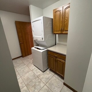 Back hall/laundry - 144 N Pleasant View Rd