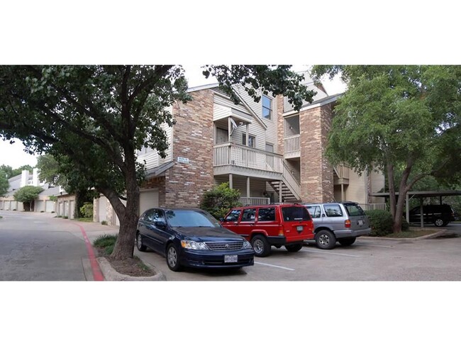 Building Photo - 7340 Skillman St