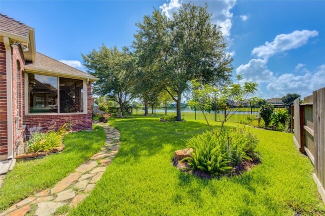 Building Photo - 11422 Carson Field Ln