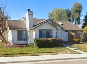 Building Photo - 3 bedroon 2 bath home