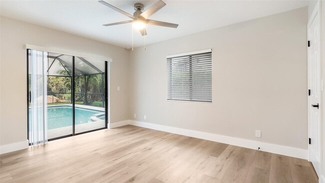 Building Photo - 6411 NW 54th Dr