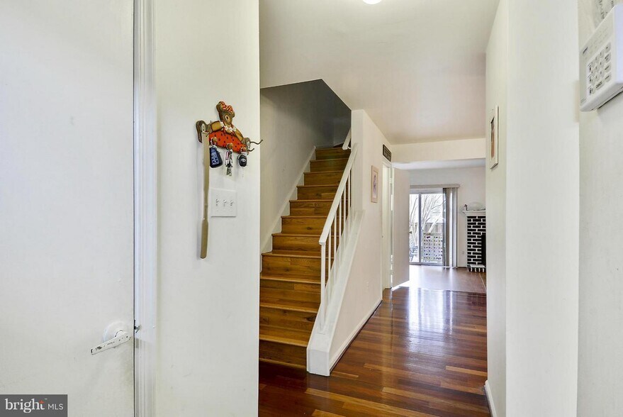 Building Photo - 4420 Chase Park Ct