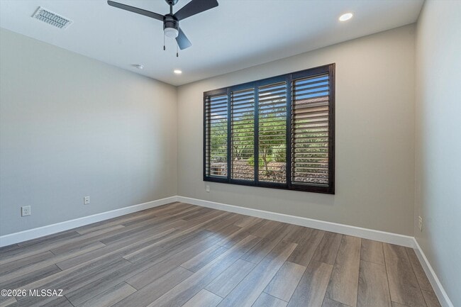 Building Photo - 61370 E Flint Dr