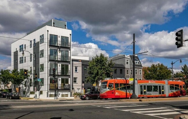 Primary Photo - Kingman Park Apartments