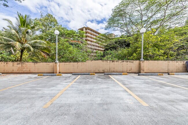 Building Photo - 95-269-269 Waikalani Dr