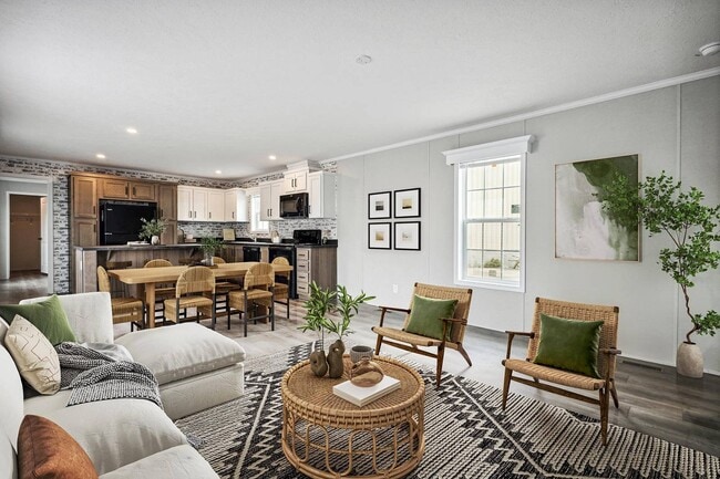 Primary Photo - 5 Cozy Dr