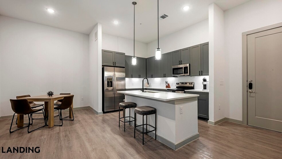 Building Photo - 3706 Goodwin Ave