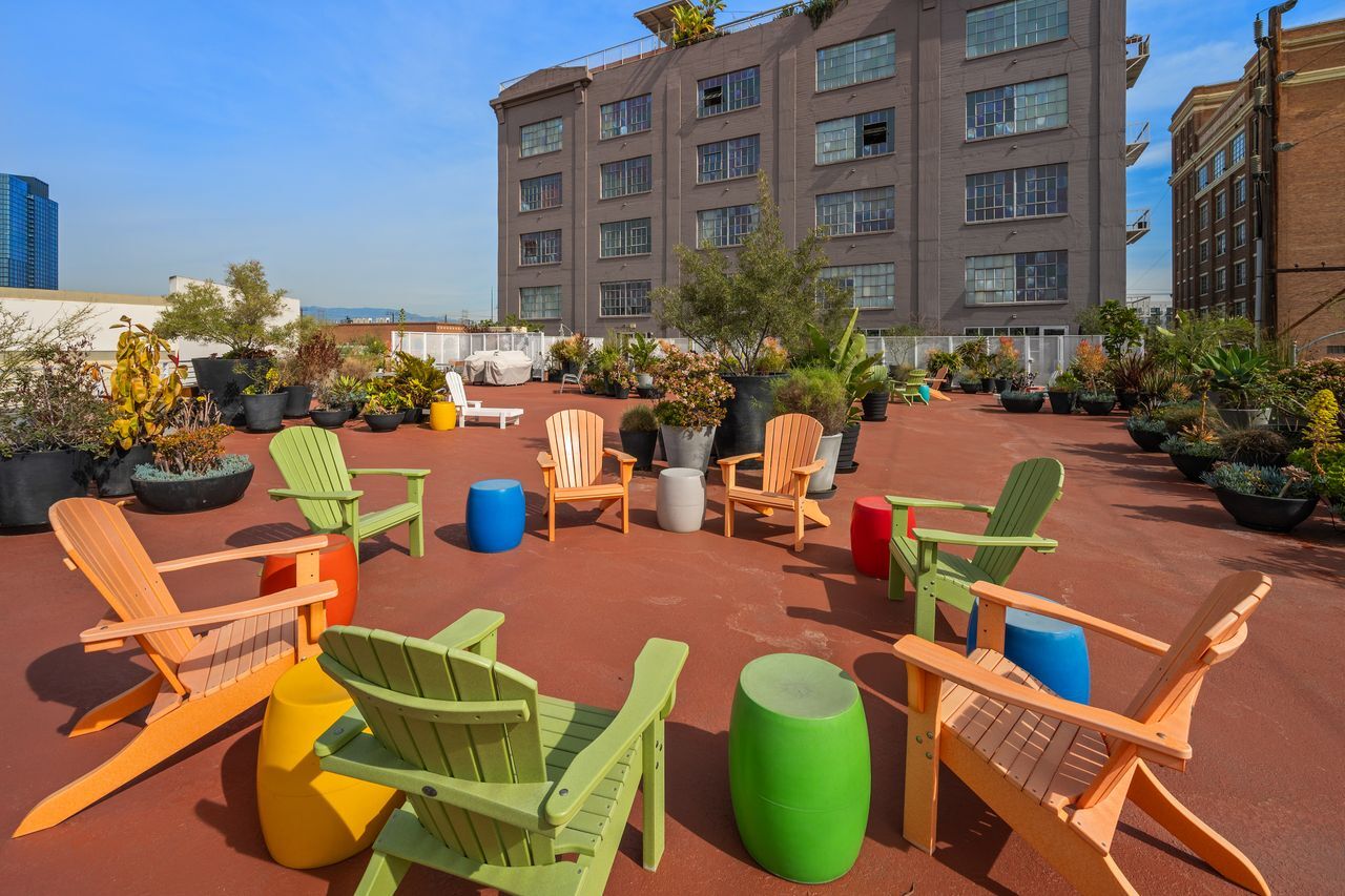 Building Photo - 1855 Industrial St