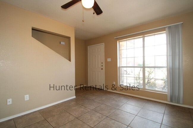 Building Photo - Lonesome Dove Two-Bedroom