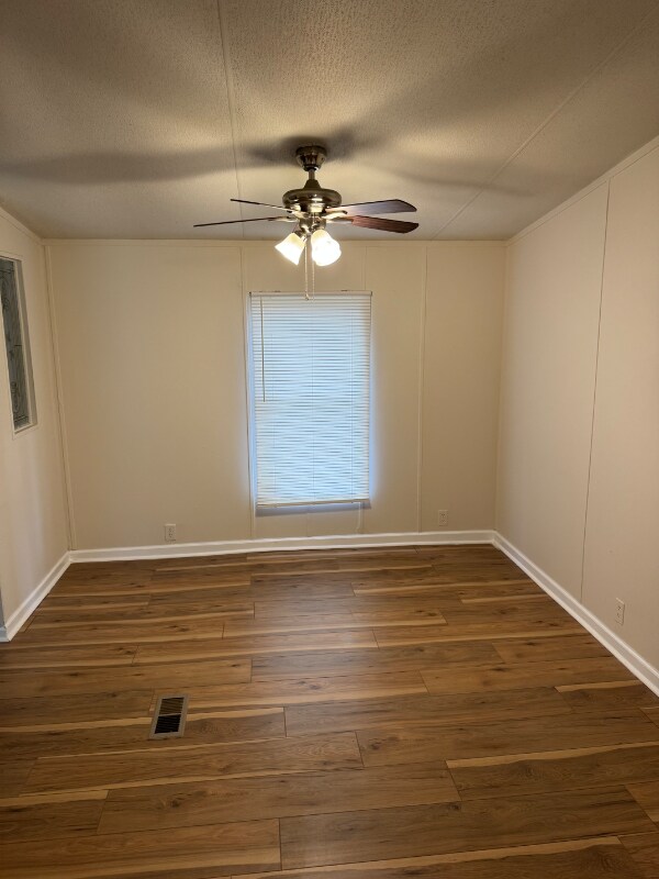 Building Photo - 2610 Crane Ln