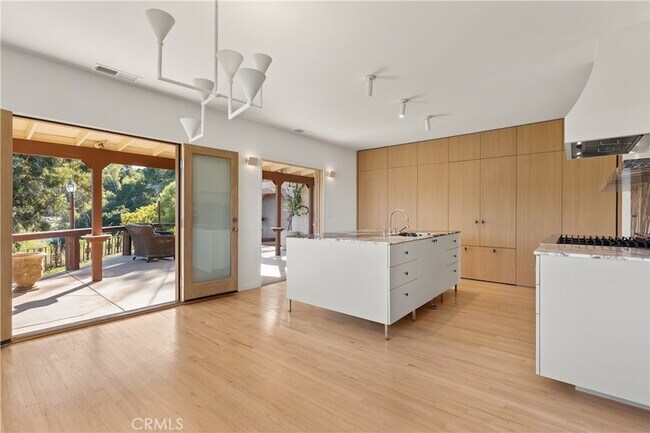 Building Photo - 21500 Arcos Dr