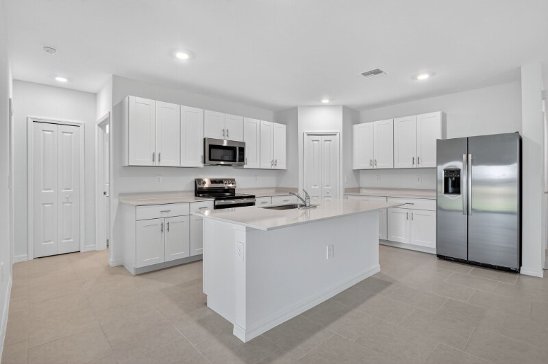 Building Photo - 19525 Fairhill Ct