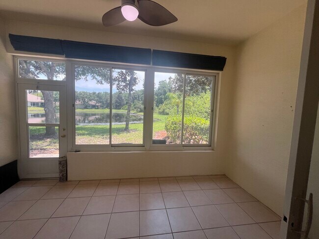 Building Photo - 1436 Carlow Cir