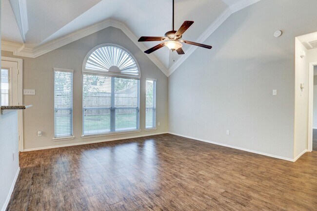 Building Photo - 3806 Flatwood Dr