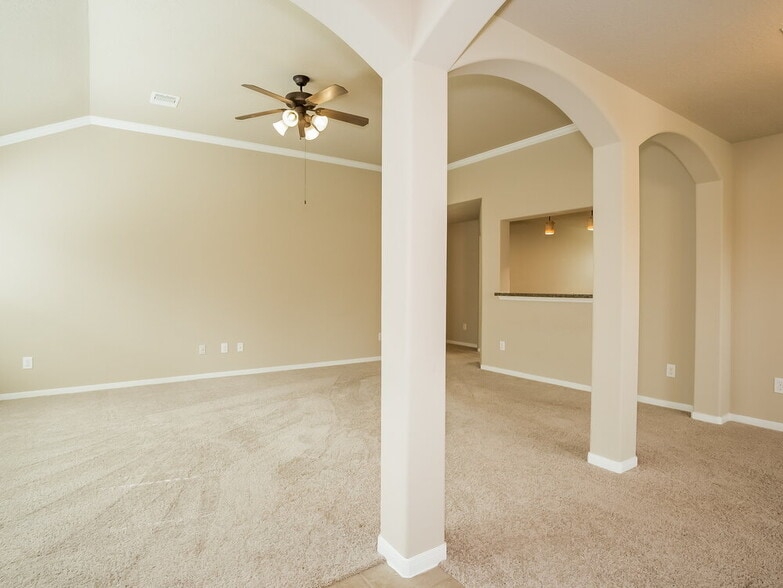 Building Photo - 1710 Leafhopper Ln